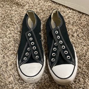Black Lowtop Converse